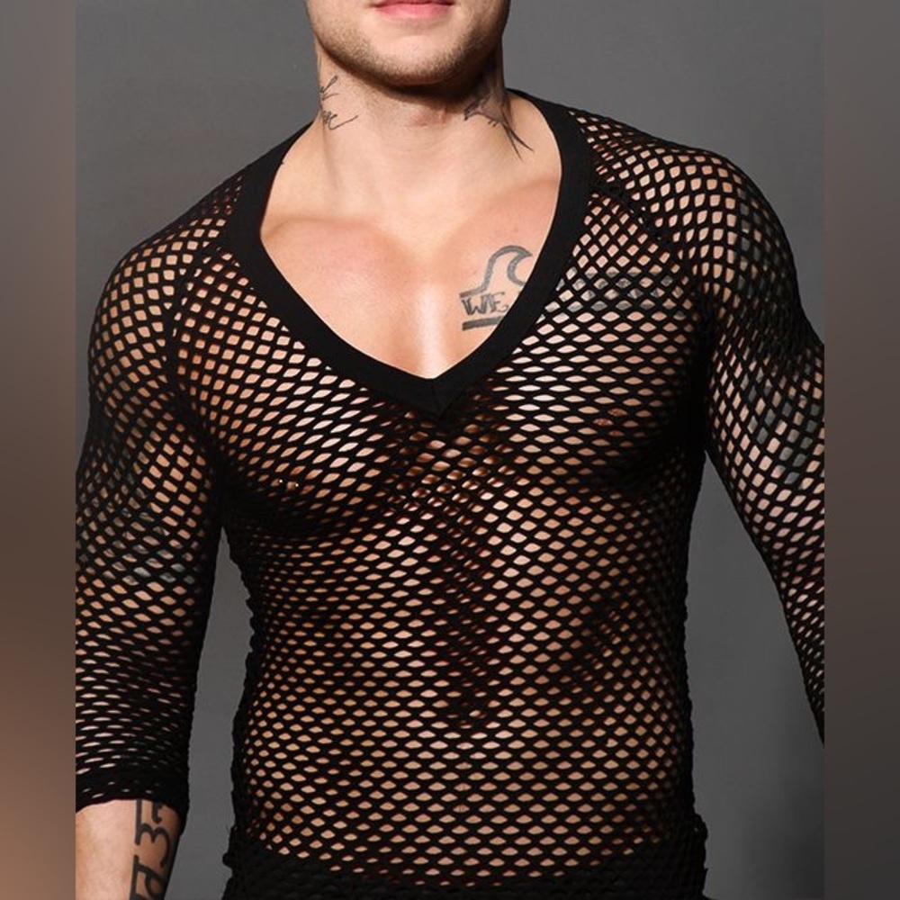 Net V-Neck Tee - Picture 6 of 6